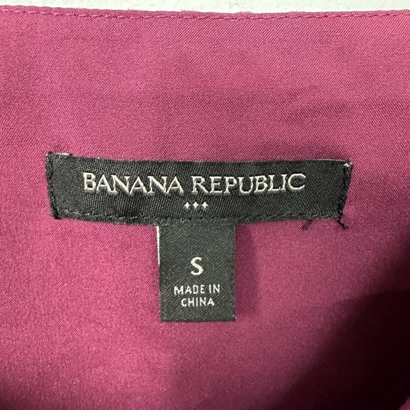 Banana Republic Flock Dot Print Classic Camisole in Burgundy Sz S - Picture 8 of 10